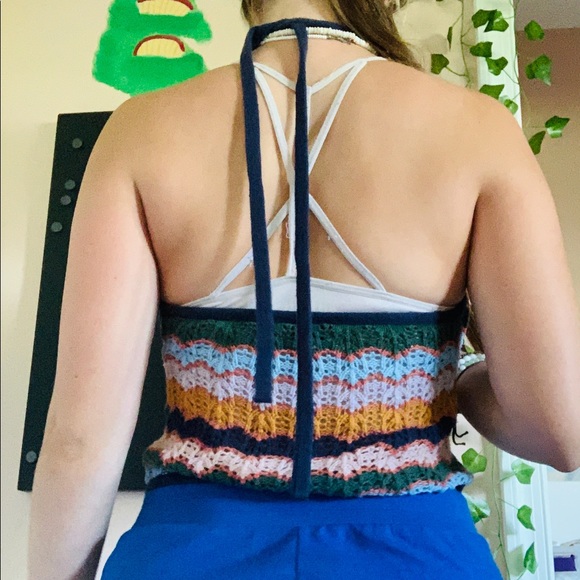 halter top - Picture 2 of 3